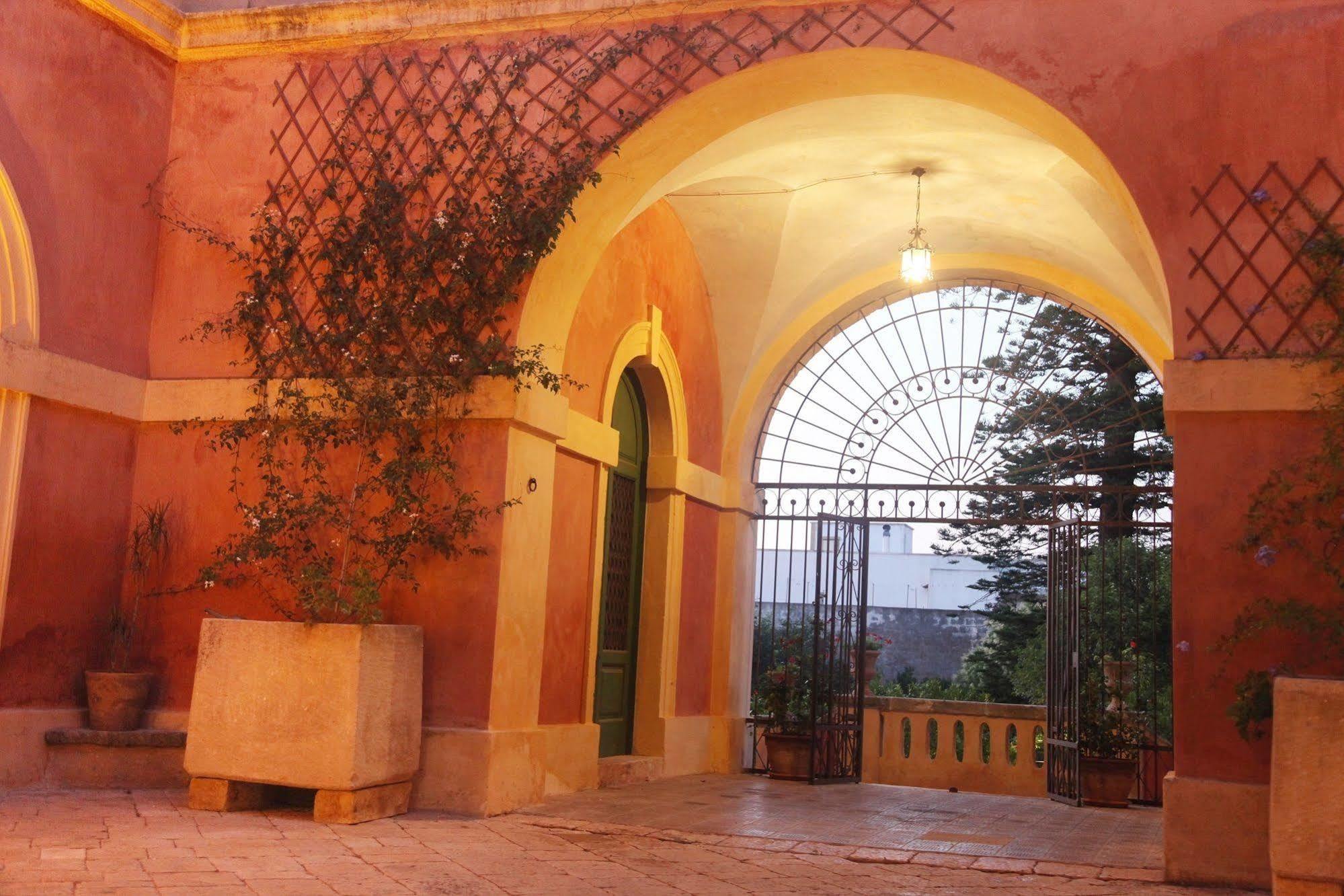 Bed and Breakfast Palazzo Laura Morciano di Leuca Esterno foto