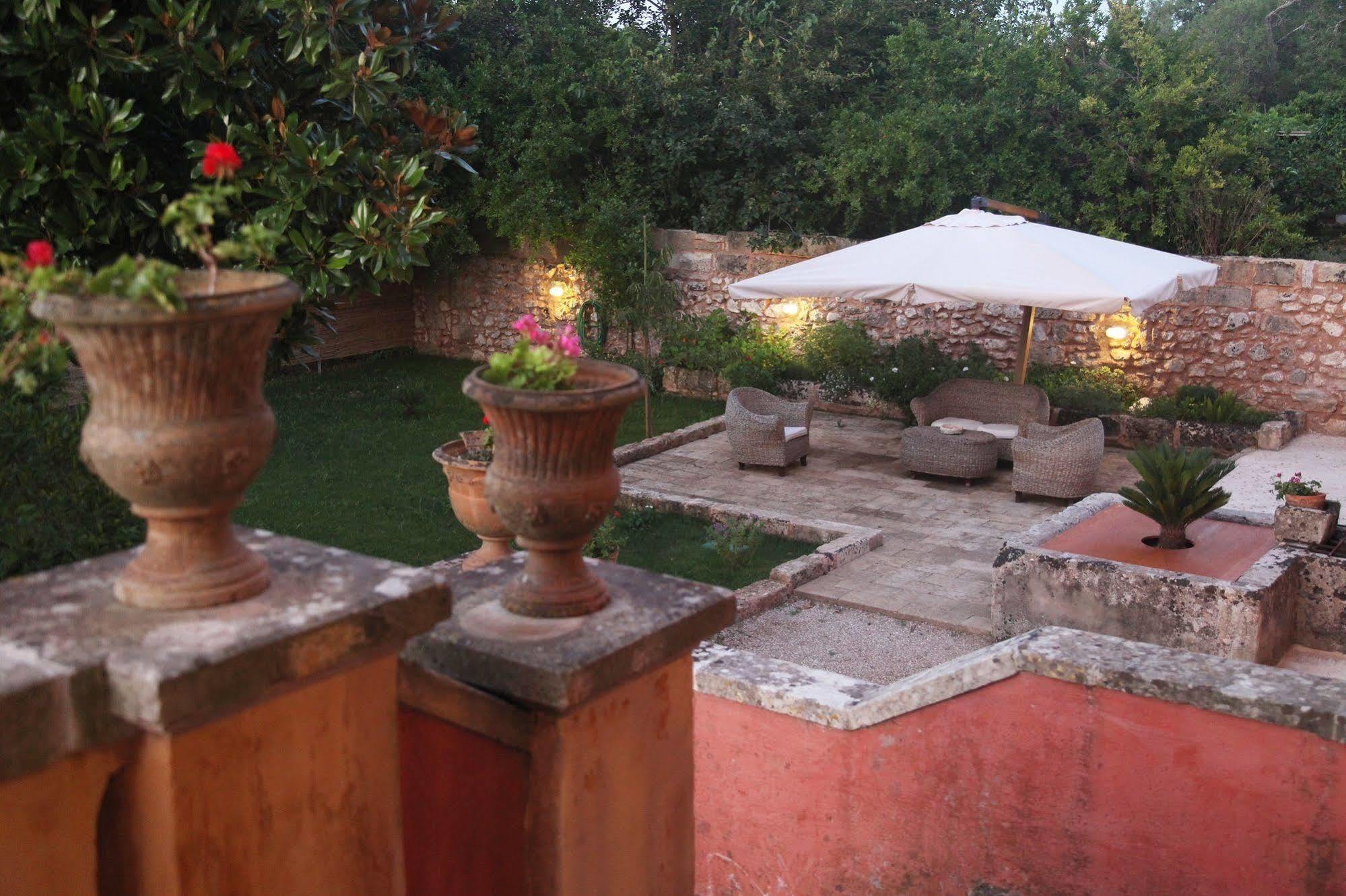 Bed and Breakfast Palazzo Laura Morciano di Leuca Esterno foto